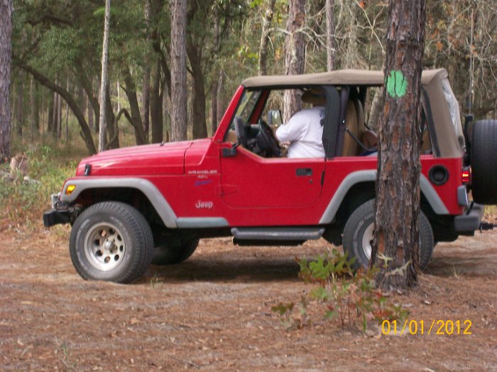 2012-Jan-02HGR4X4Croom 083